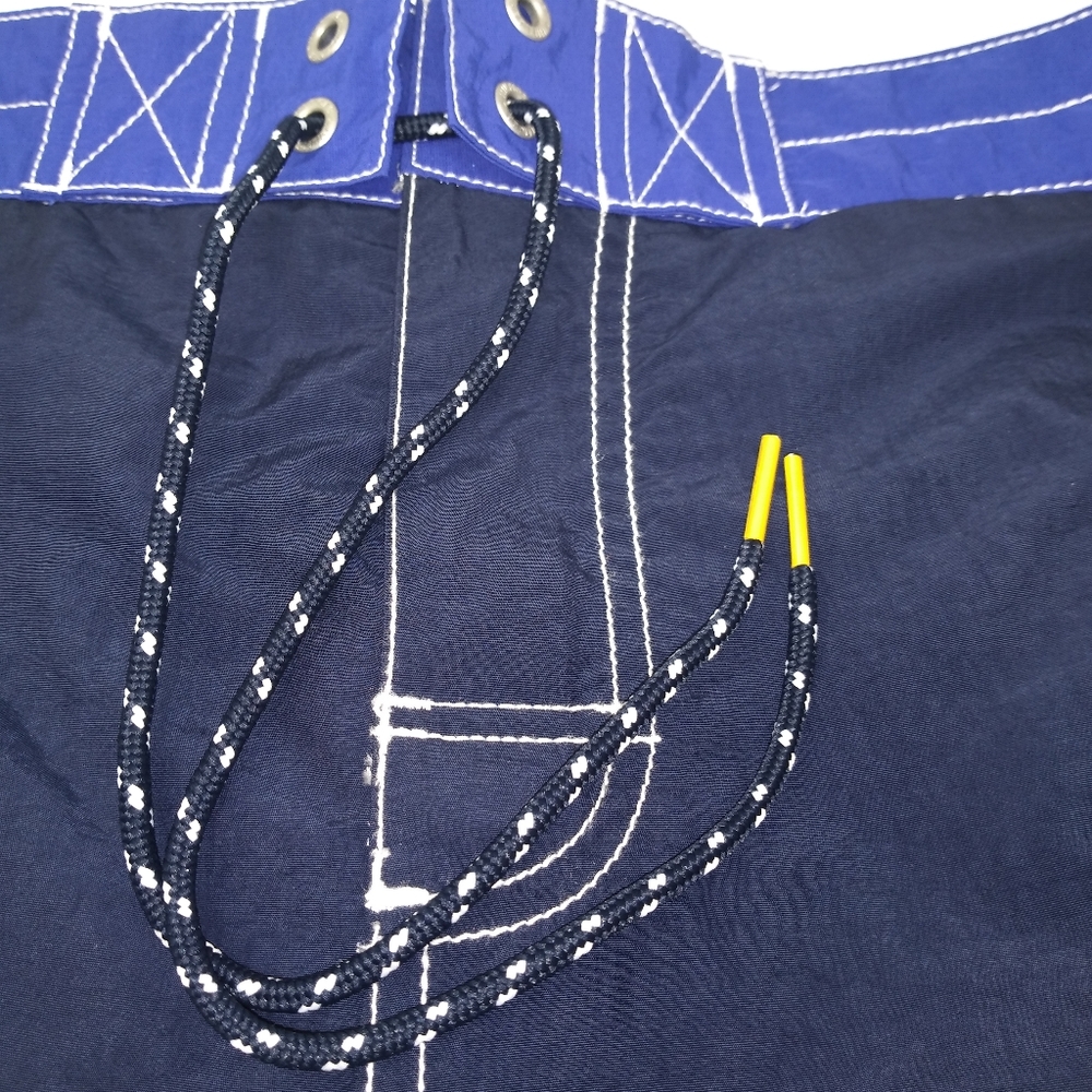 Tommy Hilfiger Board Shorts NWOT - Picture 2 of 16